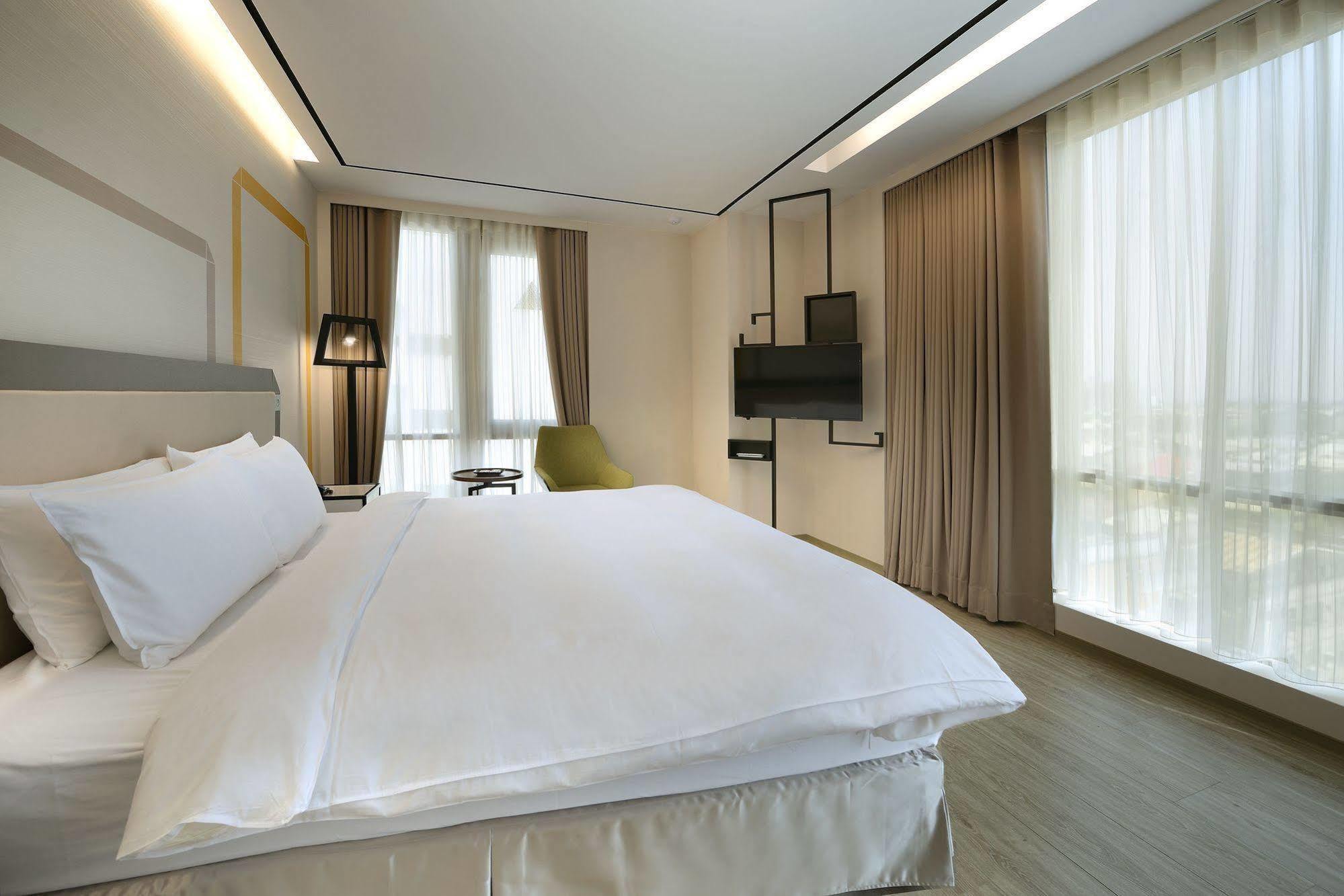 Uinn Business Hotel-Shihlin Tchaj-pej Exteriér fotografie